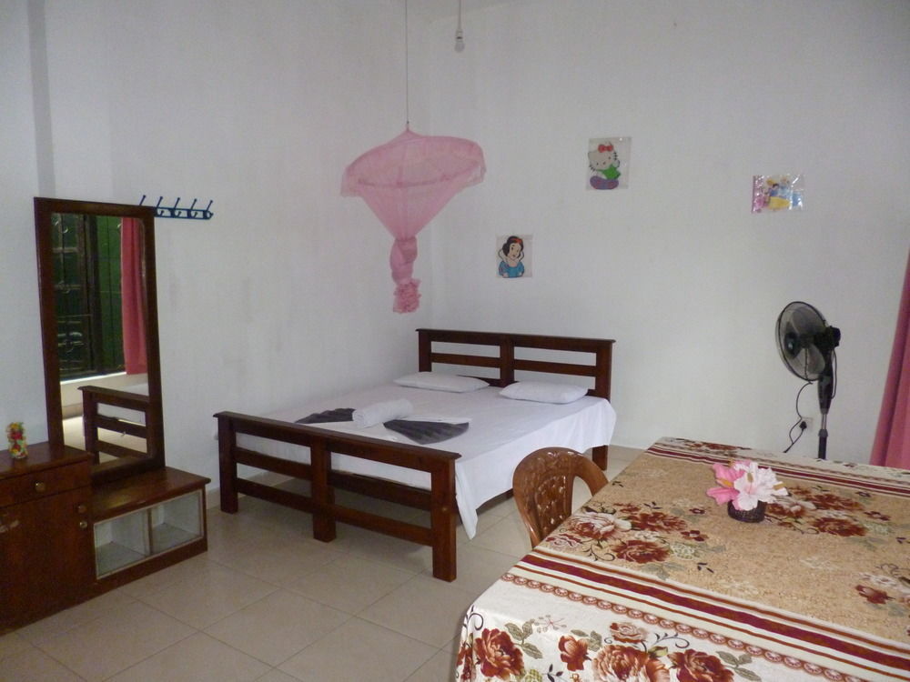 Evening Star Guest Inn Kandy Bagian luar foto